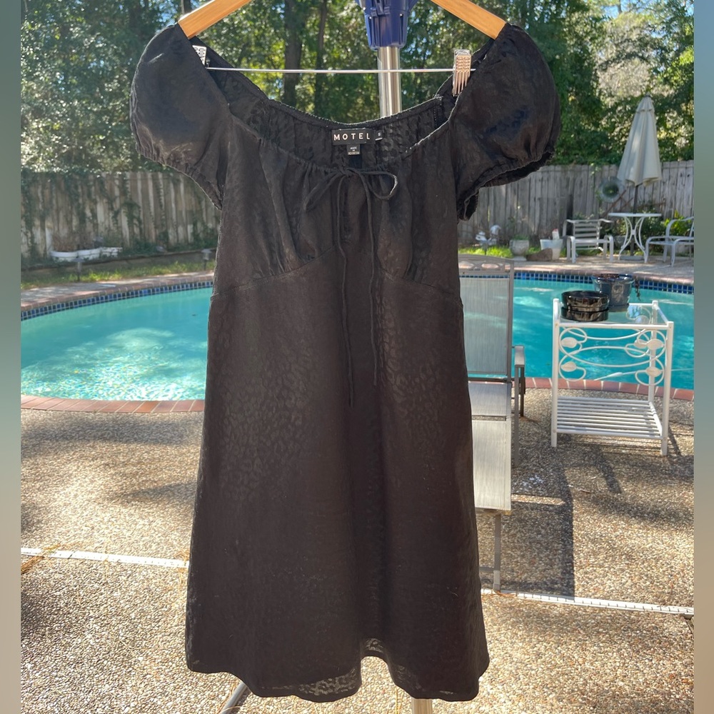 MOTEL HANDMADE AND HANDPRINTED BLACK DRESS.